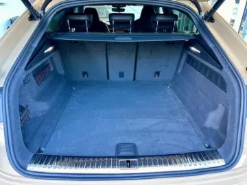 Audi Q8 50 TDI quattro Tiptronic MHEV