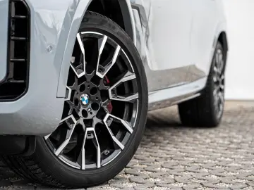 BMW X6 xDrive30d M-SportPRO 21 ACC PANO H&K aLED 360