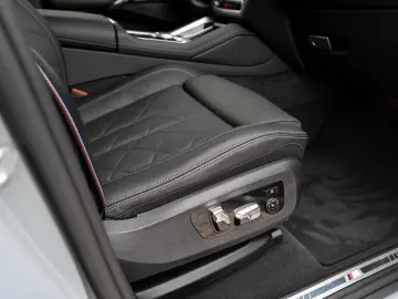 BMW X6 xDrive30d M-SportPRO 21 ACC PANO H&K aLED 360