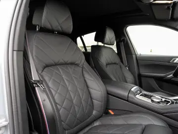 BMW X6 xDrive30d M-SportPRO 21 ACC PANO H&K aLED 360