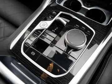 BMW X6 xDrive30d M-SportPRO 21 ACC PANO H&K aLED 360