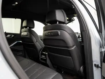 BMW X6 xDrive30d M-SportPRO 21 ACC PANO H&K aLED 360