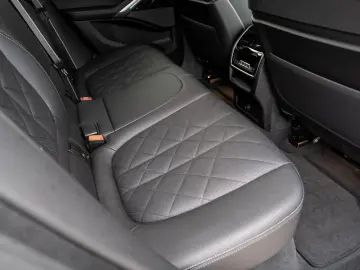 BMW X6 xDrive30d M-SportPRO 21 ACC PANO H&K aLED 360