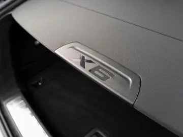 BMW X6 xDrive30d M-SportPRO 21 ACC PANO H&K aLED 360