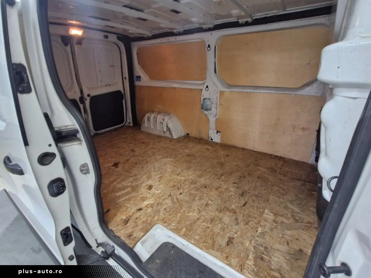 RENAULT TRAFIC 2.0 Blue dCi 145CP L2 Expression Plus