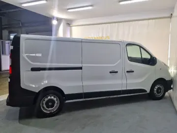 RENAULT TRAFIC 2.0 Blue dCi 145CP L2 Expression Plus