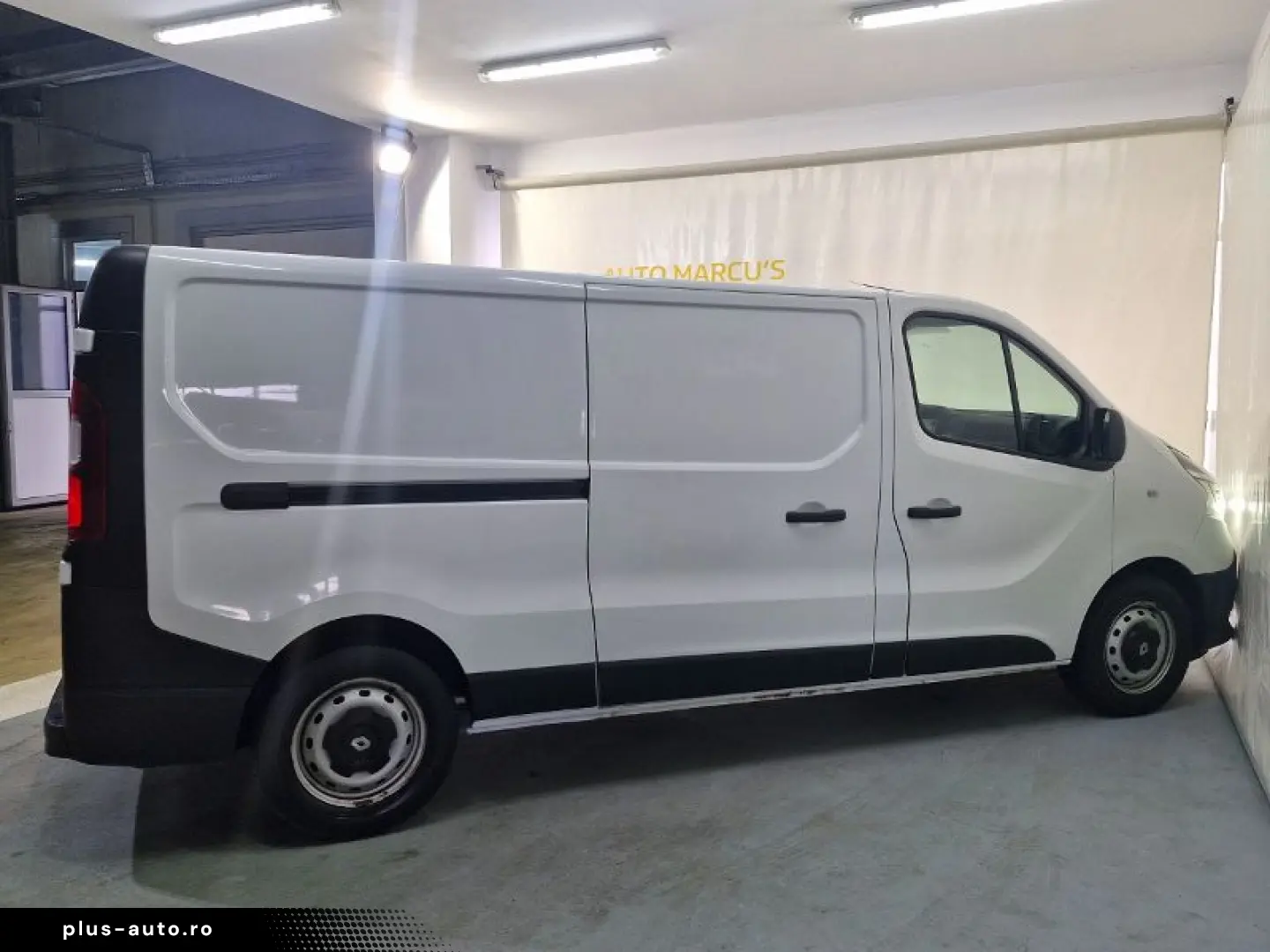 RENAULT TRAFIC 2.0 Blue dCi 145CP L2 Expression Plus