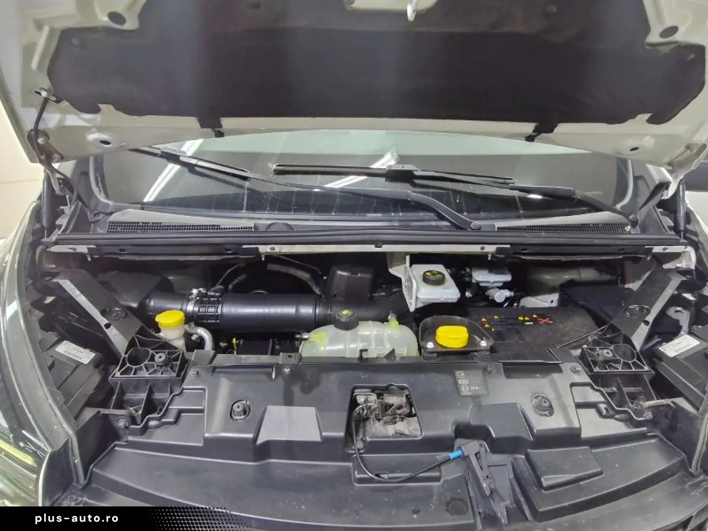 RENAULT TRAFIC 2.0 Blue dCi 145CP L2 Expression Plus