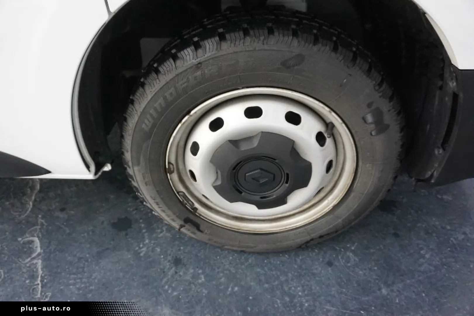 RENAULT TRAFIC 2.0 Blue dCi 110CP L1 Life