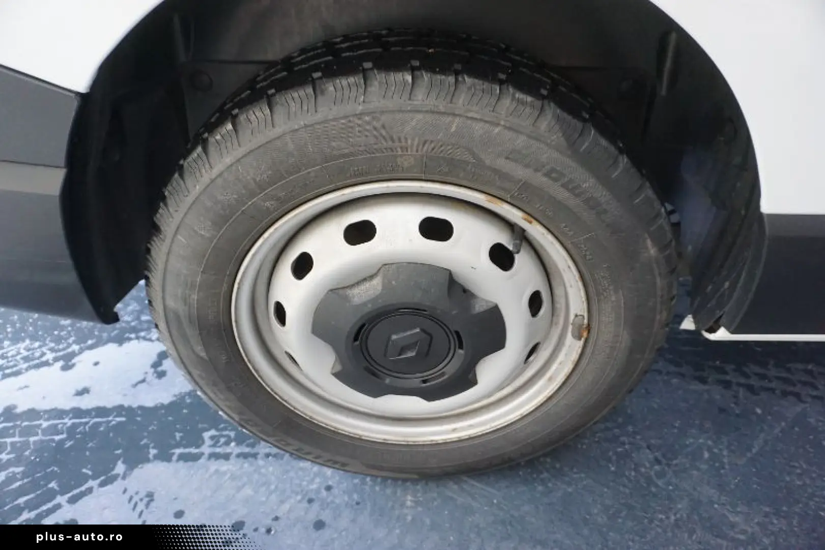 RENAULT TRAFIC 2.0 Blue dCi 110CP L1 Life