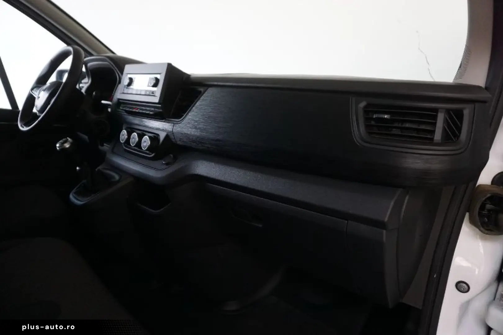 RENAULT TRAFIC 2.0 Blue dCi 110CP L1 Life