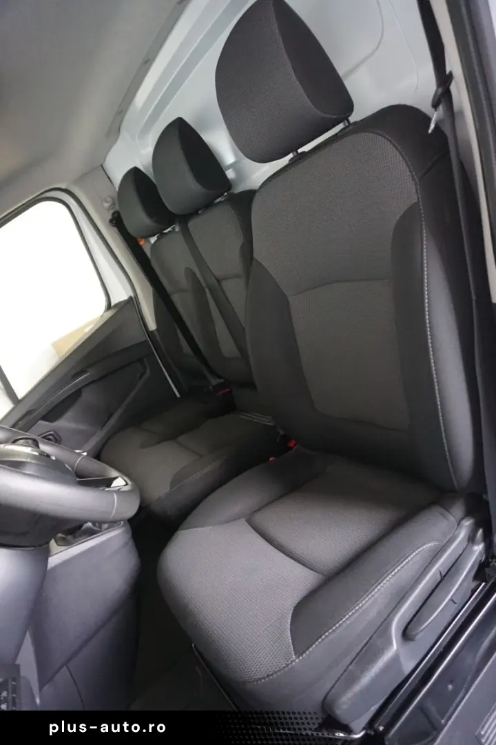 RENAULT TRAFIC 2.0 Blue dCi 110CP L1 Life