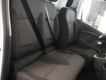 RENAULT TRAFIC 2.0 Blue dCi 110CP L1 Life