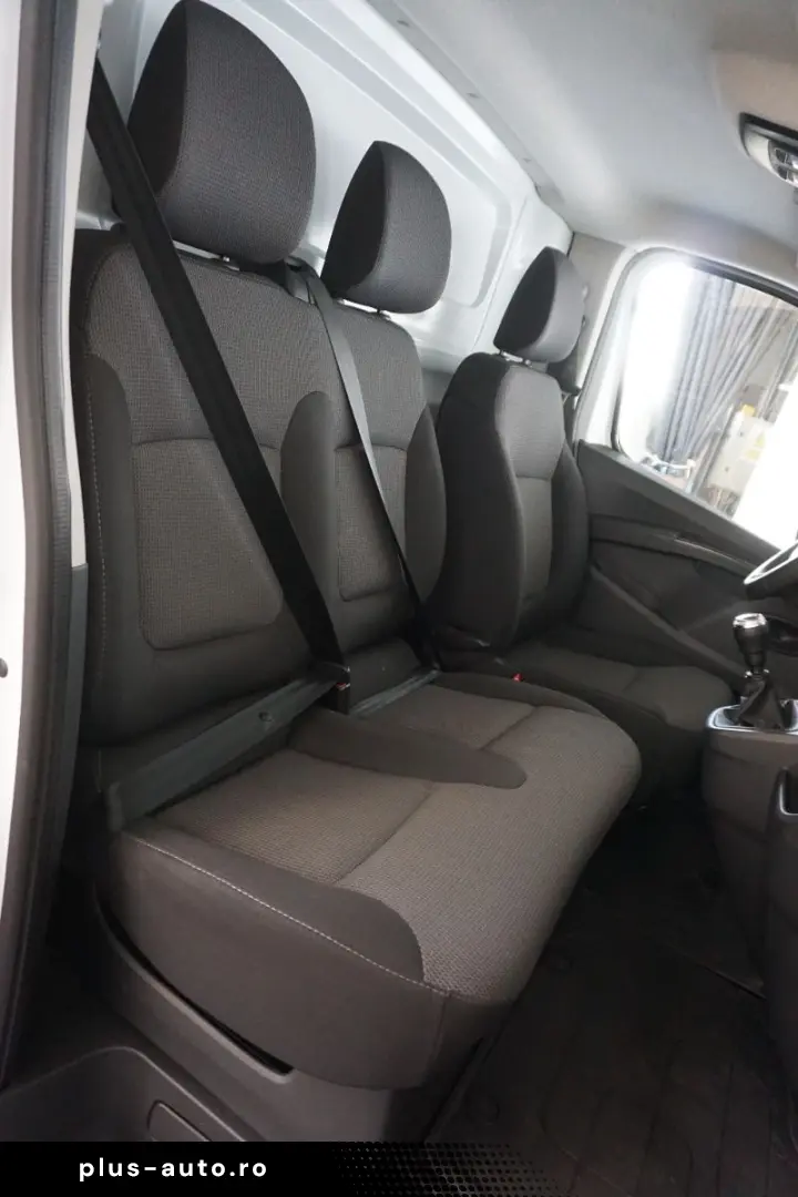 RENAULT TRAFIC 2.0 Blue dCi 110CP L1 Life