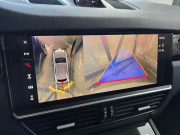 PORSCHE Cayenne Platinum Edition