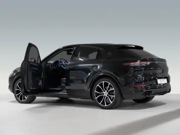 PORSCHE Cayenne Coupe Platinum Edition Burmester HeadUp