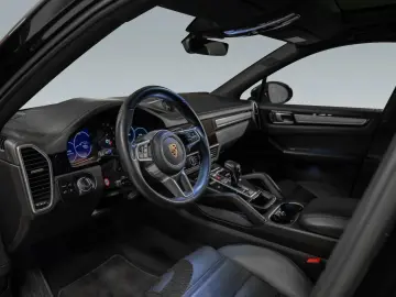 PORSCHE Cayenne Coupe Platinum Edition Burmester HeadUp