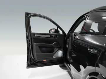 PORSCHE Cayenne Coupe Platinum Edition Burmester HeadUp