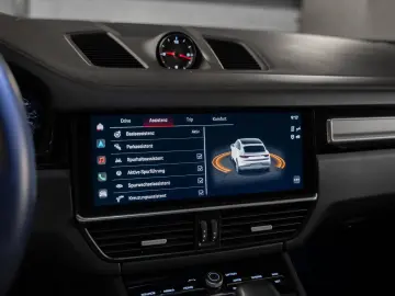 PORSCHE Cayenne Coupe Platinum Edition Burmester HeadUp