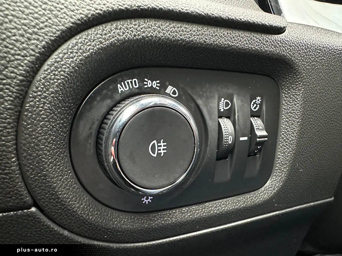 Opel Grandland X 1.6 Diesel 120 CP An 2018