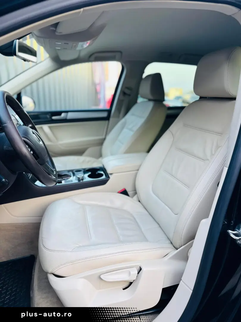 VOLKSWAGEN TOUAREG   FAB 11.2013   3.0 DIESEL 204CP   4X4