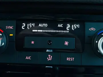 VOLKSWAGEN TOUAREG   FAB 11.2013   3.0 DIESEL 204CP   4X4