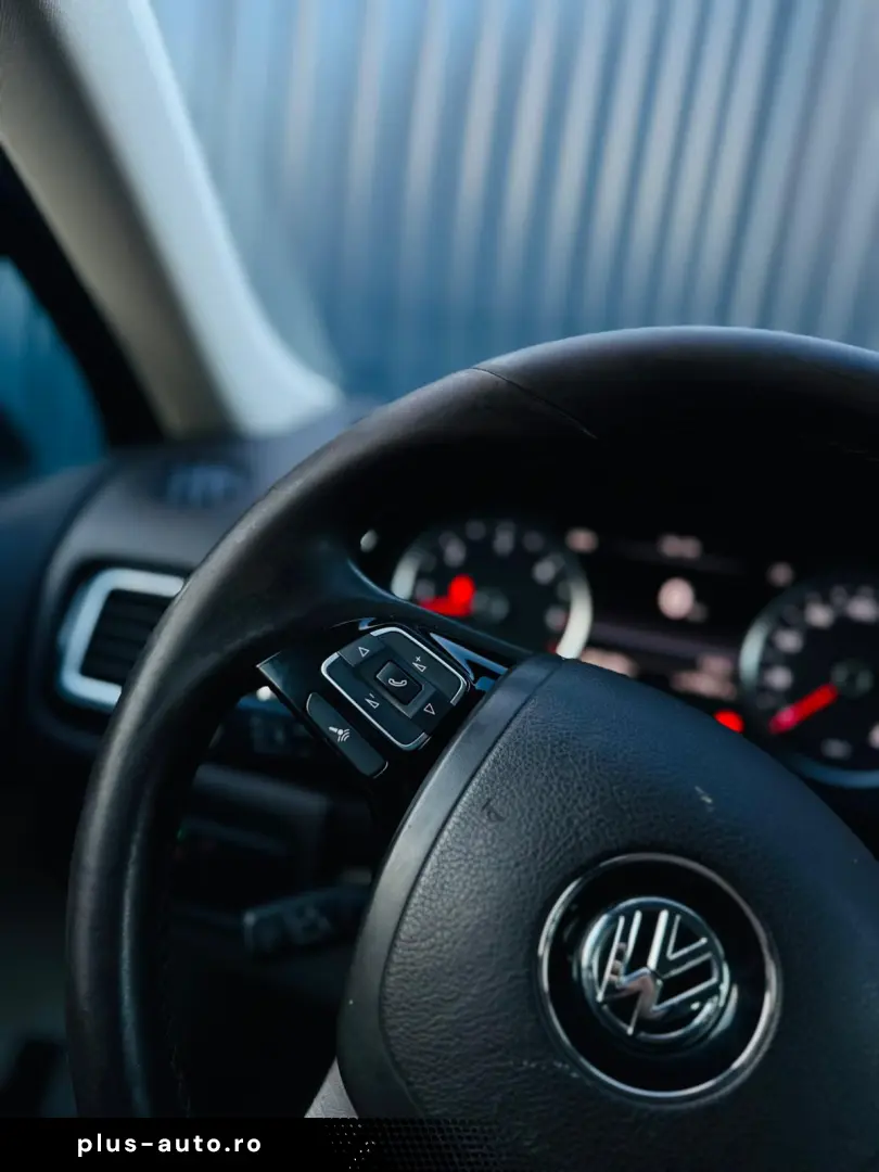 VOLKSWAGEN TOUAREG   FAB 11.2013   3.0 DIESEL 204CP   4X4