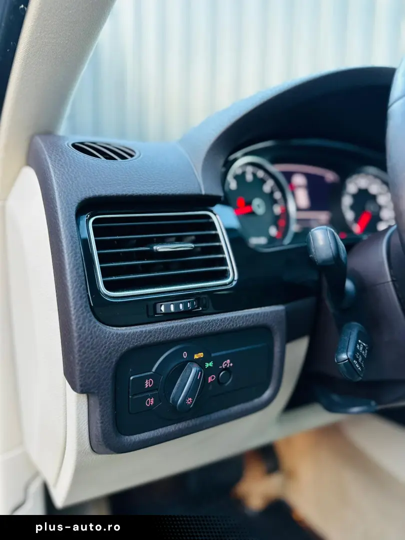 VOLKSWAGEN TOUAREG   FAB 11.2013   3.0 DIESEL 204CP   4X4