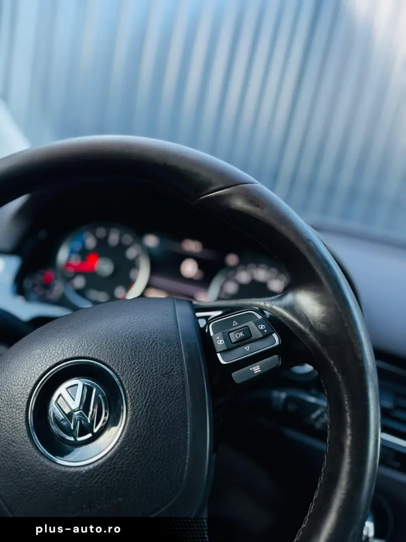 VOLKSWAGEN TOUAREG   FAB 11.2013   3.0 DIESEL 204CP   4X4