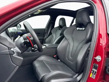 BMW M5 M Driver's Package 360  ACC Pano AHK B&W