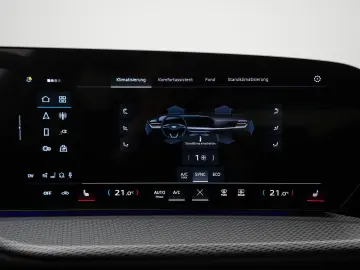 Audi Q5 2.0 e-hybrid Quattro  S-LiNE  MATRiX  360