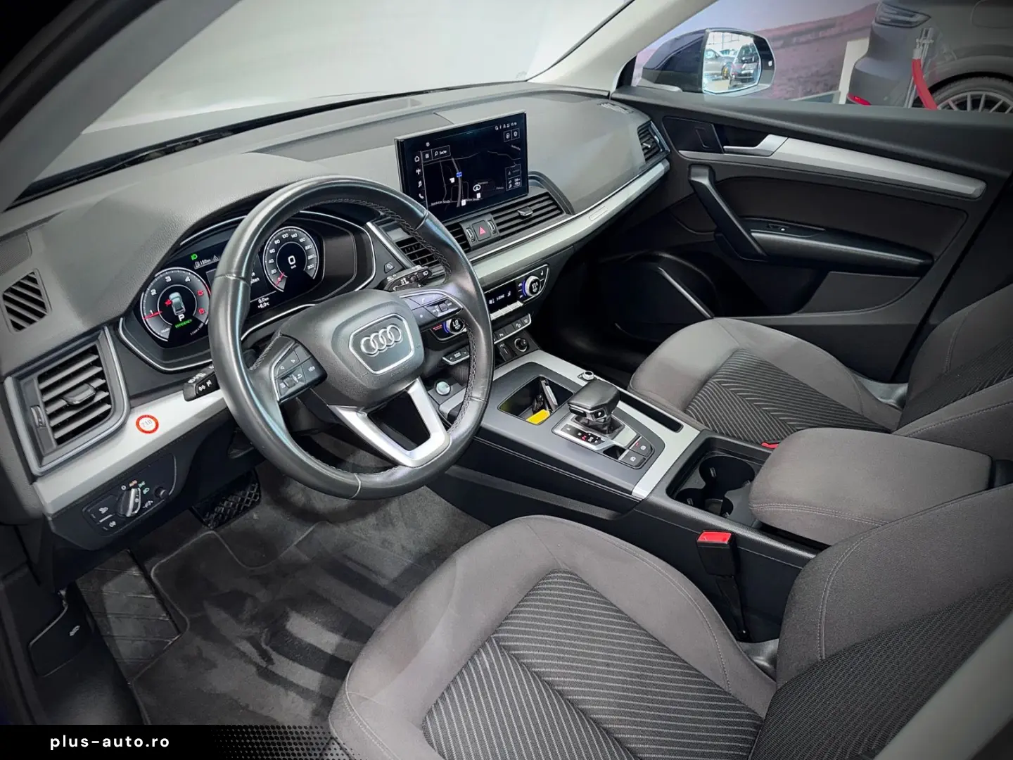 AUDI Q5 40 TDI QUATTRO S-LINE PANO 360 LED 1.HAND 19%