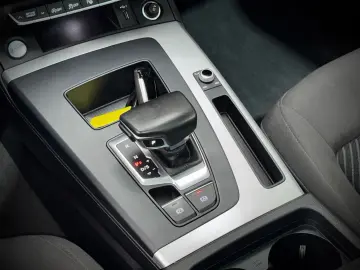 AUDI Q5 40 TDI QUATTRO S-LINE PANO 360 LED 1.HAND 19%