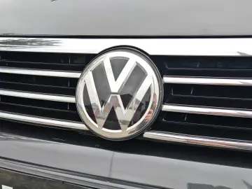 VW Passat B8 06.2019  Culoare Mokka Brown