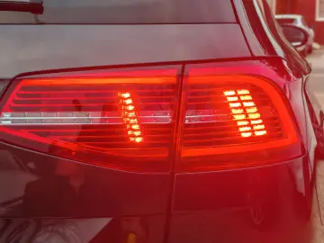 VW Passat B8 06.2019  Culoare Mokka Brown