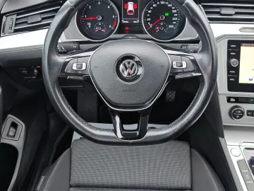 VW Passat B8 06.2019  Culoare Mokka Brown