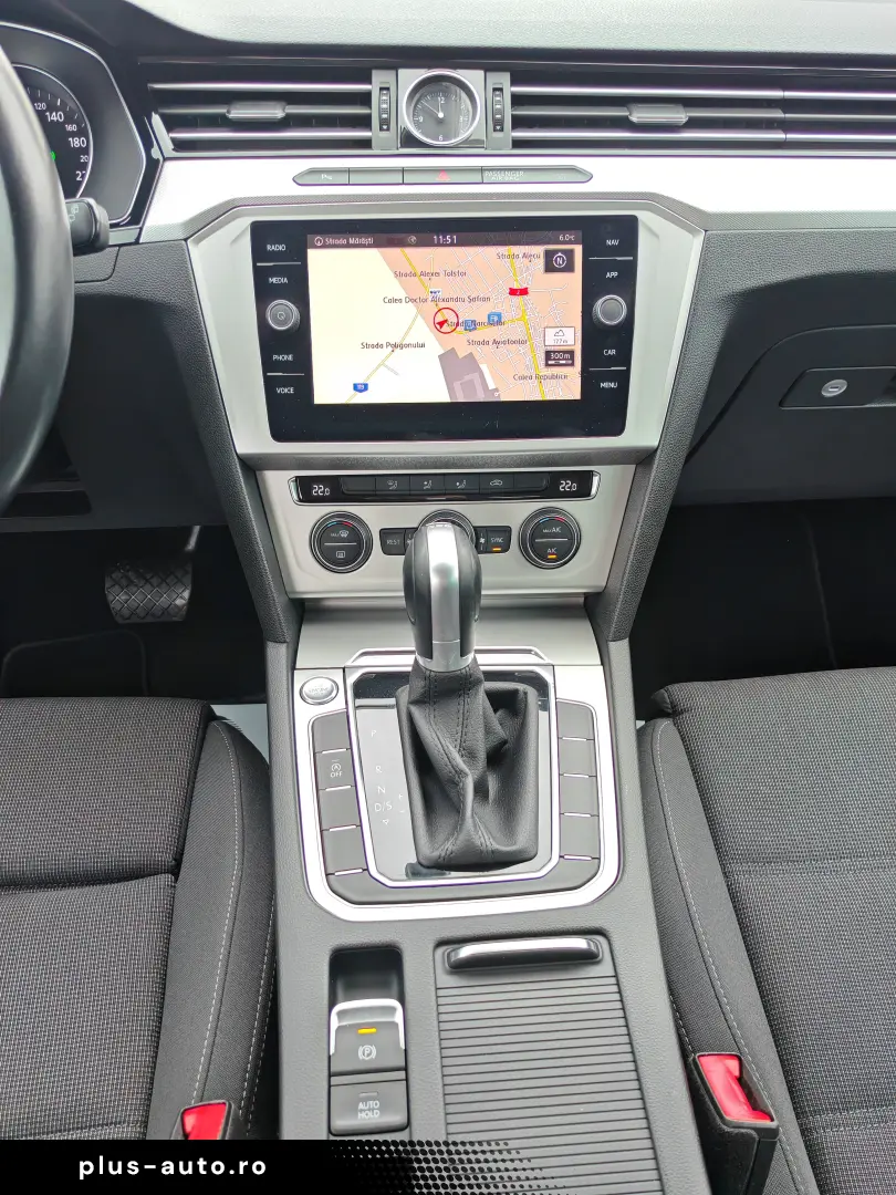 VW Passat B8 06.2019  Culoare Mokka Brown