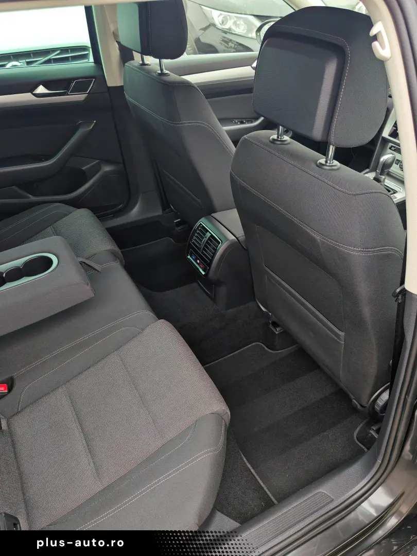 VW Passat B8 06.2019  Culoare Mokka Brown