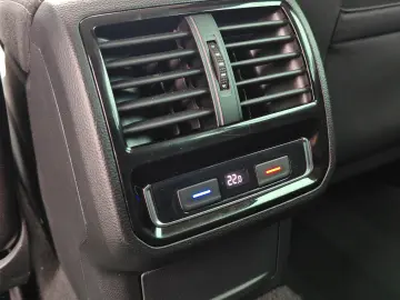 VW Passat B8 06.2019  Culoare Mokka Brown