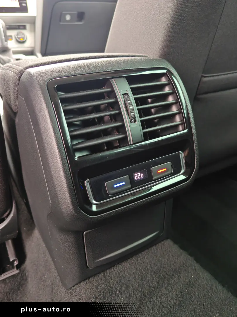 VW Passat B8 06.2019  Culoare Mokka Brown