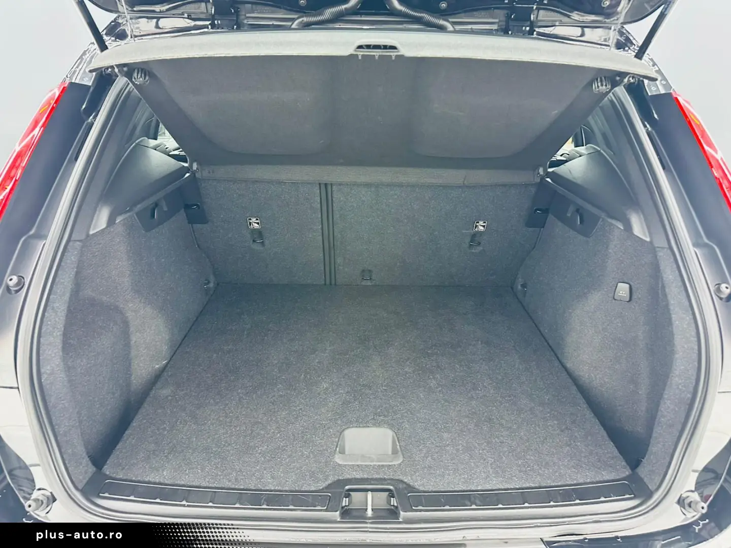 VOLVO Xc-40 2022 1.5i E6 Garantie 12 Luni Rate Avans 0 Doar