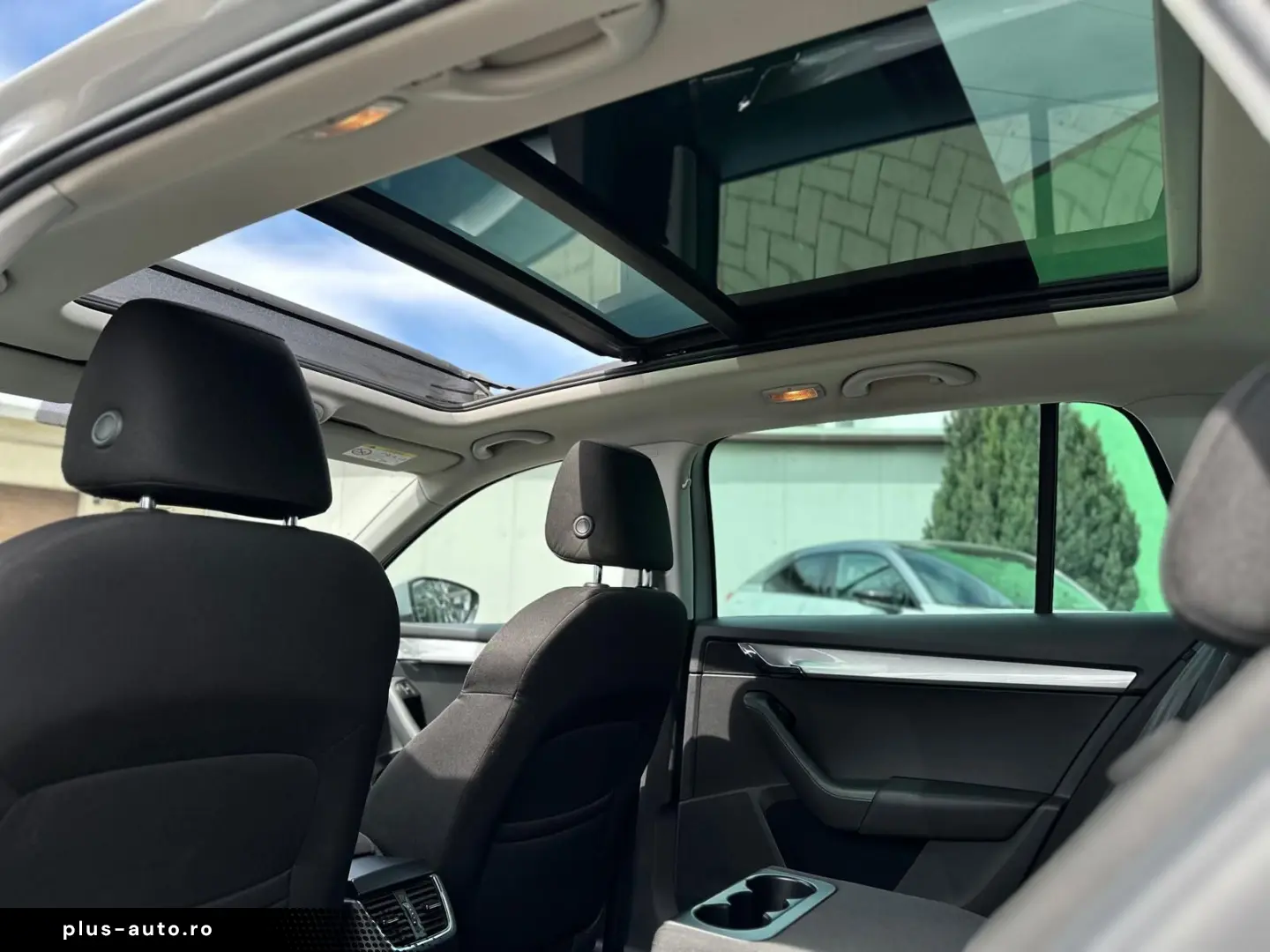 Skoda Octavia 2.0TDI 150CP DSG Panoramic Xenon Garantie Fina