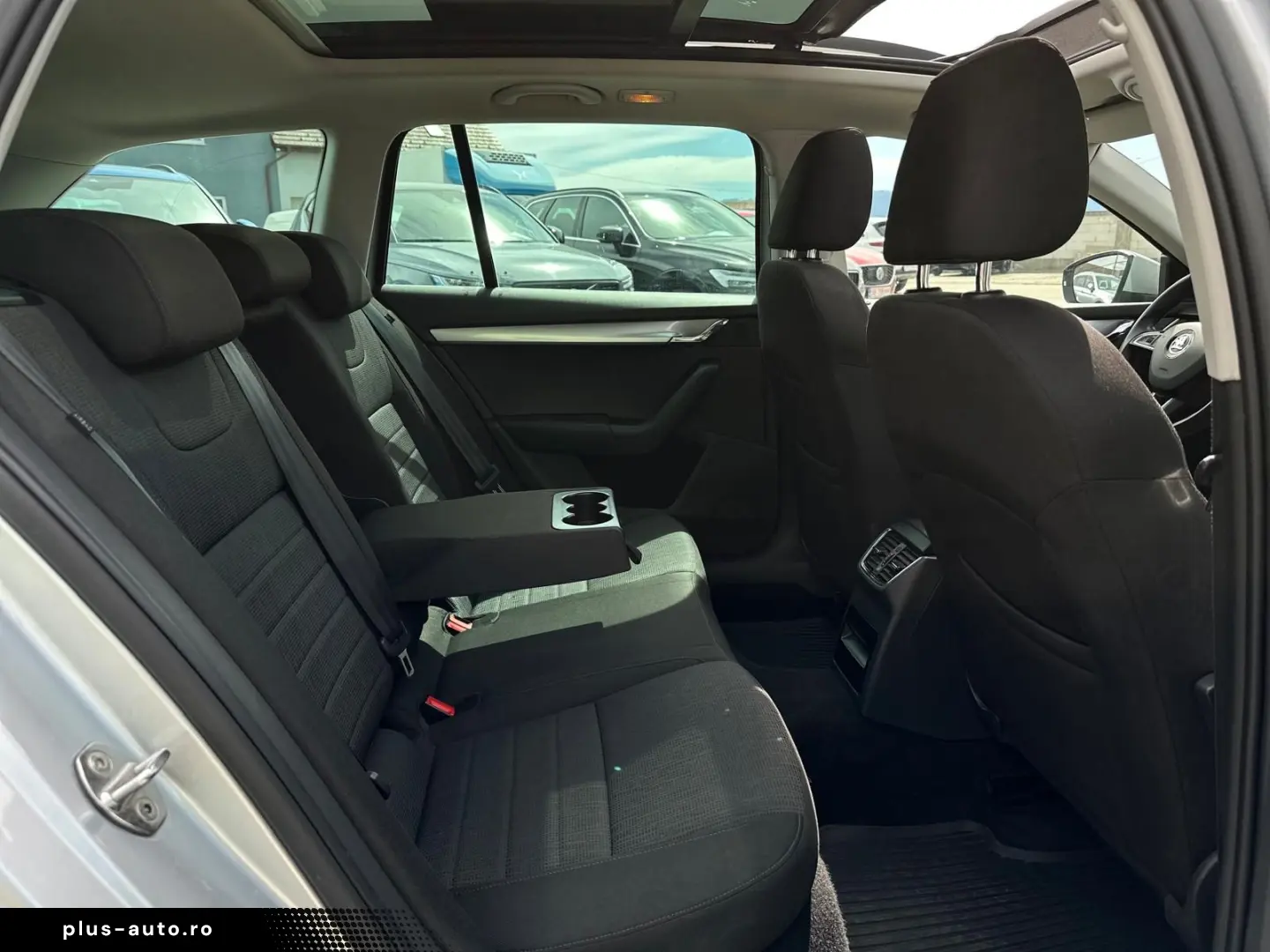 Skoda Octavia 2.0TDI 150CP DSG Panoramic Xenon Garantie Fina