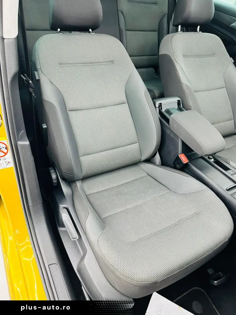 VOLKSWAGEN GOLF 2018 1.6D E6 Garantie 12 Luni Rate Avans 0 D