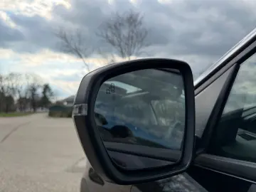 Peugeot 3008 Gen-Ii-2016