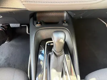 Toyota Corolla Sedan Business - Car No 25