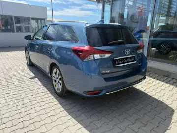 Toyota Auris Touring Sports Business