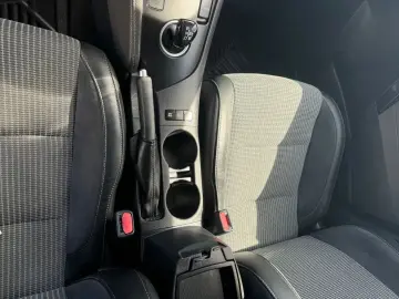 Toyota Auris Touring Sports Business