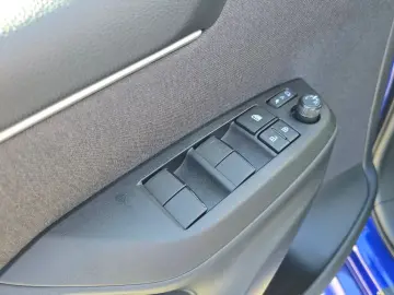 Toyota Yaris Hybrid 1.5 VVT-i HSD Dynamic