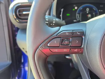 Toyota Yaris Hybrid 1.5 VVT-i HSD Dynamic